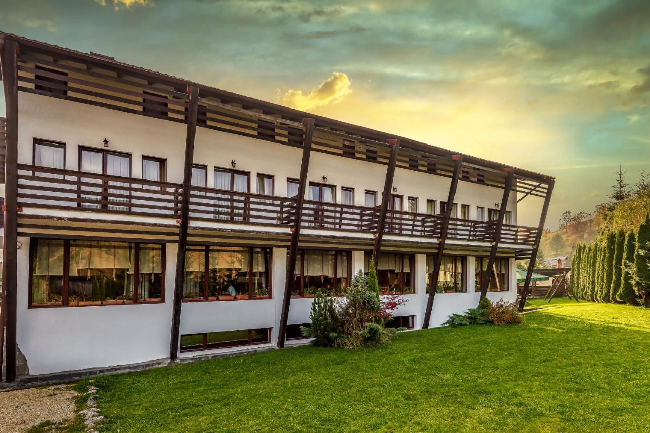 فندق Casa Muntelui فونداتا المظهر الخارجي الصورة
